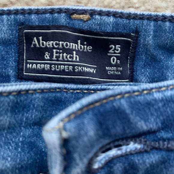 Abercrombie and Fitch MidWash Jeans - Picture 3 of 3